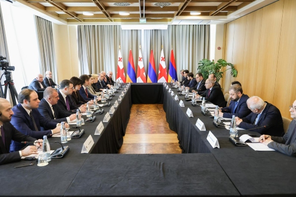 საქართველოსა და სომხეთის პრემიერ-მინისტრების თანათავმჯდომარეობით ეკონომიკური თანამშრომლობის მთავრობათაშორისი კომისიის სხდომა გაიმართა