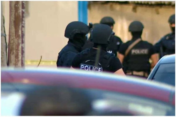 ნეპალის მთავრობა გაიქცა