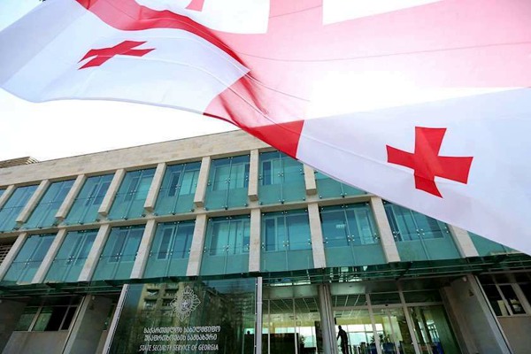 სუს-ის ცნობით, რუსთავში, ინტერპოლით ძებნილი უცხო ქვეყნის მოქალაქე დააკავეს - რას ედავებიან მას?