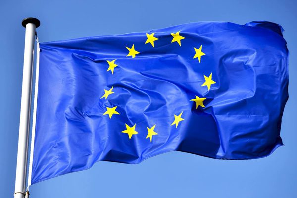 ევროპულმა საბჭომ, ურსულა ფონ დერ ლაიენის ხელმძღვანელობით, ევროკომისიის ახალი შემადგენლობა დაამტკიცა