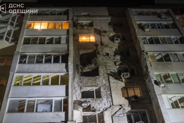 ოდესაზე რუსეთის საჰაერო თავდასხმას ორი ადამიანი ემსხვერპლა - დაშავდა 11 ადამიანი