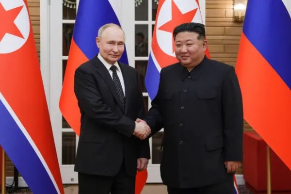 ვლადიმერ პუტინსა და კორეის ლიდერ კიმ ჩენ ინს შორის სატელეფონო საუბარი გაიმართა