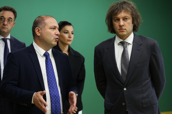 პრემიერ-მინისტრმა ბორჯომის ახლად აშენებული პროფესიული კოლეჯი დაათვალიერა