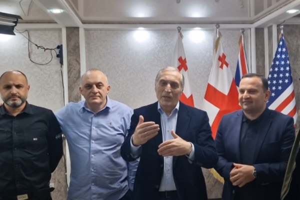 პაატა ბურჭულაძესა და 4 ოქტომბრის ორგანიზატორებს აეკრძალათ პაემნები, წერილები და ციხიდან ზარები