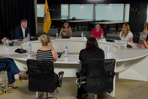 ირაკლი კუპრაძე და ნიკა ჩერქეზიშვილი მრავალშვილიან, სოციალურად დაუცველ და მარჩენალდაკარგულ დედებს შეხვდნენ