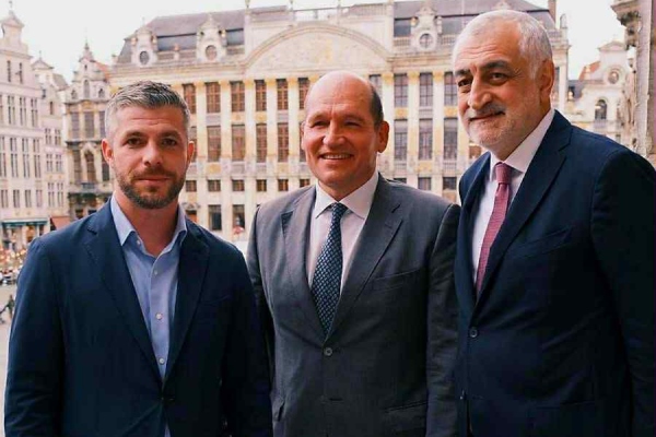 რიტორიკა შეატრიალონ, რადგან ისინი პუტინის რუსეთის მსტოვრები არიან საქართველოში - მამუკა ხაზარაძე