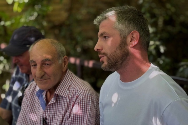 თბილისის მერობის კანდიდატი, ირაკლი კუპრაძე, გუნდის წევრებთან ერთად თბილისელ პენსიონერებს შეხვდა