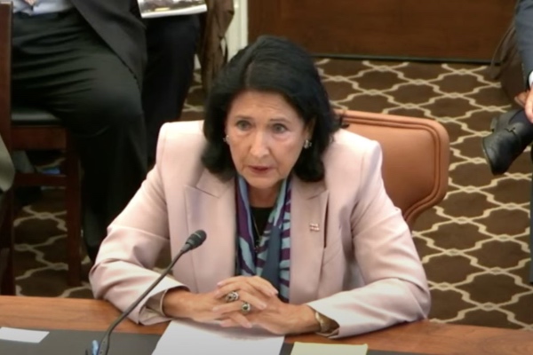 გვაინტერესებს, შეგიძლიათ თუ არა გააკეთოთ უფრო მეტი?! - სალომე ზურაბიშვილმა ჰელსინკის კომისიის სხდომაზე