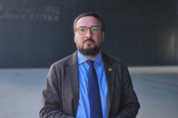 არაფერია გასაკვირი იმაში, რომ მდინარაძეს თანამდებობაზე მოჰყავს „ნაციონალური მოძრაობის“ ეპოქის მოძალადე აჩრდილები და ჯალათები - თაზო დათუნაშვილი