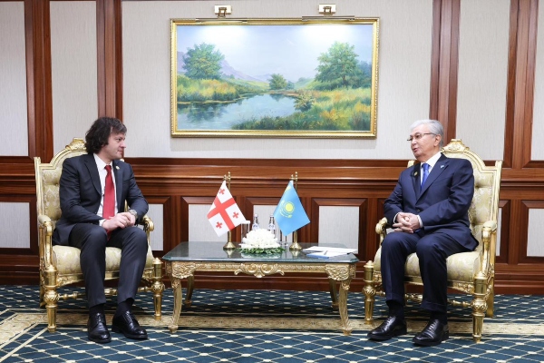 ირაკლი კობახიძე ყაზახეთის რესპუბლიკის პრეზიდენტ კასიმ-ჟომარტ ტოკაევს შეხვდა