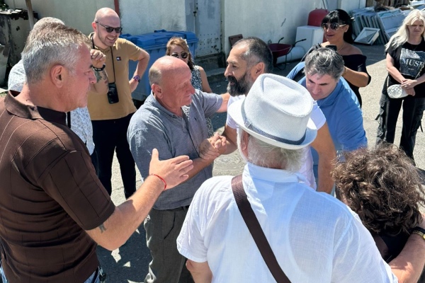 ოცდღიანი უკანონო პატიმრობის შემდეგ,