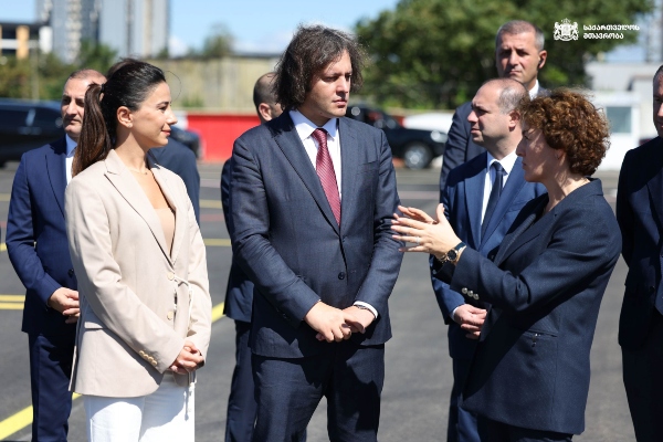 ირაკლი კობახიძე ბათუმის საერთაშორისო აეროპორტში განხორციელებულ და დაგეგმილ ინფრასტრუქტურულ სამუშაოებს გაეცნო