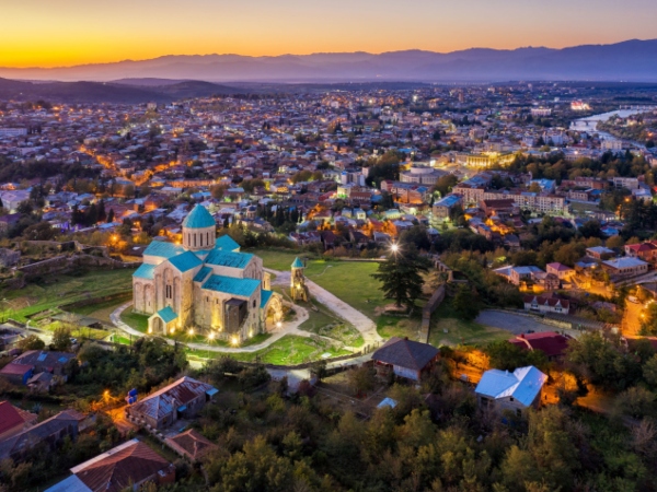 ყველაზე მეტად იმერეთის მოსახლეობა შემცირდა - რომელ რეგიონებში იკლებს მოსახლეობის რაოდენობა